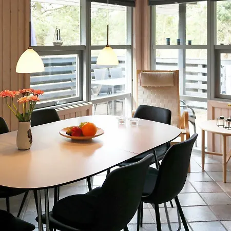 6 Person Holiday In Fjerritslev Semesterbostad *