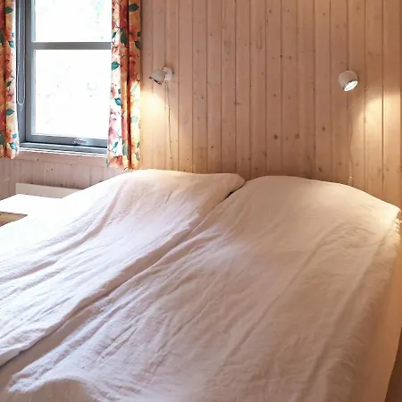 6 Person Holiday In Fjerritslev *